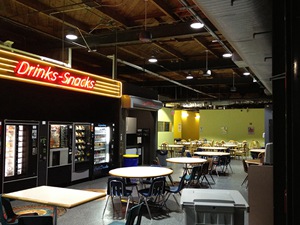Compact Mg LED High Bay Light Application for Dining Hall